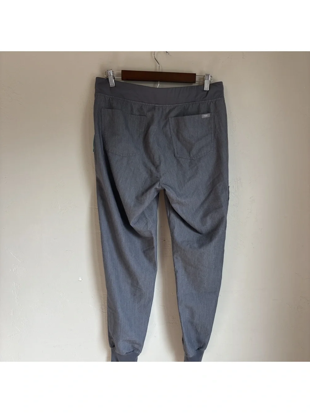 FIGS Technical Collection Zamora Jogger Scrub Pants Heather Gray Size M
